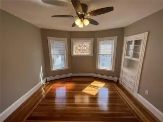 Propiedad en alquiler con 3 habitaciones y 1 baño en Somerville