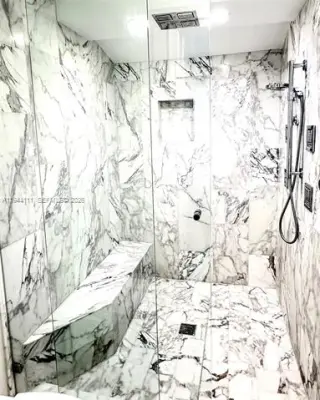 Propiedad en alquiler con 3 habitaciones y 3 baños en Miami