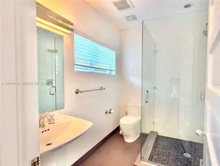 Propiedad en alquiler con 3 habitaciones y 3 baños en Miami