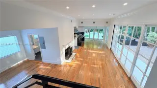 Propiedad en alquiler con 3 habitaciones y 3 baños en Miami