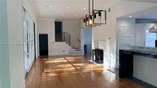 Propiedad en alquiler con 3 habitaciones y 3 baños en Miami