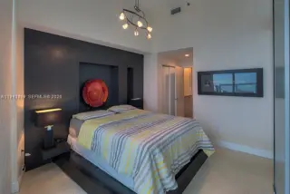 Propiedad en alquiler con 1 dormitorio y 1.5 baños en Miami Beach