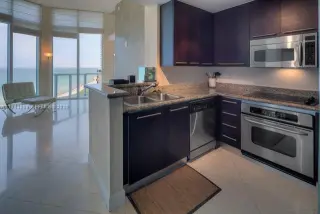 Propiedad en alquiler con 1 dormitorio y 1.5 baños en Miami Beach