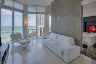 Propiedad en alquiler con 1 dormitorio y 1.5 baños en Miami Beach