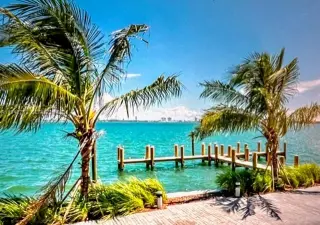 Propiedad en alquiler con 2 habitaciones y 3 baños en Miami