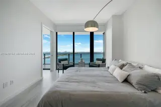 Propiedad en alquiler con 2 habitaciones y 3 baños en Miami