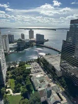 Propiedad en alquiler con 2 habitaciones y 2 baños en Miami