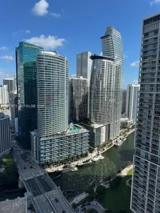 Propiedad en alquiler con 2 habitaciones y 2 baños en Miami