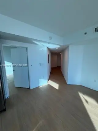 Propiedad en alquiler con 2 habitaciones y 2 baños en Miami