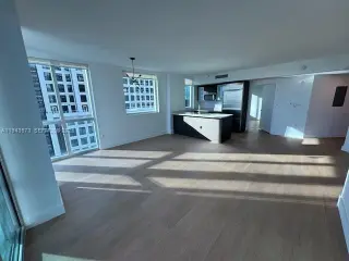Propiedad en alquiler con 2 habitaciones y 2 baños en Miami