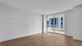 Propiedad en alquiler con 1 dormitorio y 1.5 baños en Miami