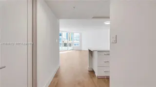 Propiedad en alquiler con 1 dormitorio y 1.5 baños en Miami