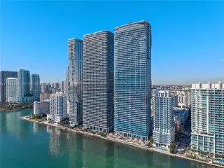 Propiedad en alquiler con 1 dormitorio y 2 baños en Miami