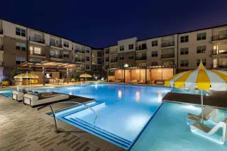 Propiedad en alquiler con 3 habitaciones y 2 baños en Austin