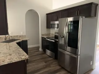 Propiedad en alquiler con 3 habitaciones y 2 baños en Port St Lucie