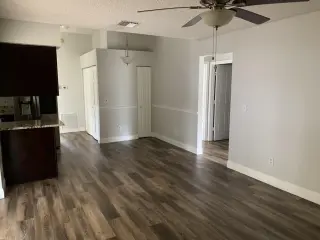 Propiedad en alquiler con 3 habitaciones y 2 baños en Port St Lucie