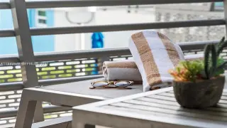 Propiedad en alquiler con 0 habitaciones y 1.5 baños en Miami Beach