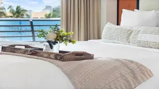 Propiedad en alquiler con 0 habitaciones y 1.5 baños en Miami Beach