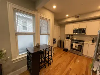 Propiedad en alquiler con 2 dormitorios y 2 baños en Somerville