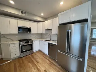 Propiedad en alquiler con 2 dormitorios y 2 baños en Somerville