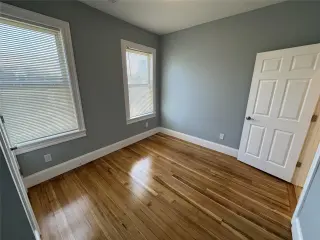 Propiedad en alquiler con 4 habitaciones y 3 baños en Somerville