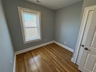 Propiedad en alquiler con 4 habitaciones y 3 baños en Somerville