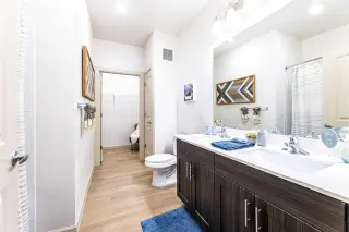 Propiedad en alquiler con 3 habitaciones y 2 baños en Austin