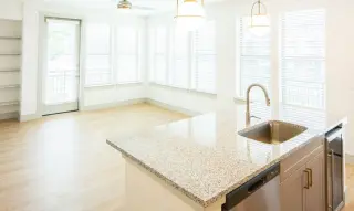 Propiedad en alquiler con 0 habitaciones y 1 baño en Austin