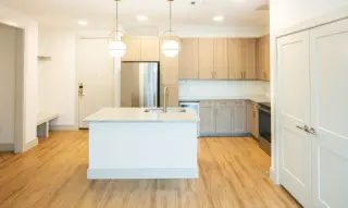 Propiedad en alquiler con 0 habitaciones y 1 baño en Austin