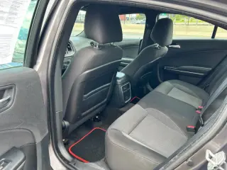 2015 Dodge Charger SE