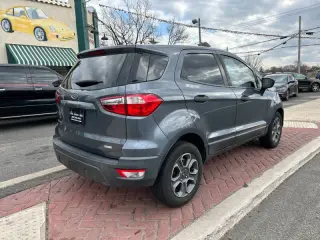 2018 Ford EcoSport S