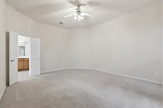 Propiedad en alquiler con 2 habitaciones y 3 baños en McKinney