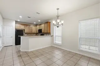 Propiedad en alquiler con 2 habitaciones y 3 baños en McKinney