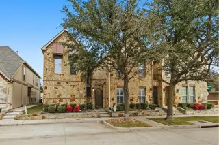 Propiedad en alquiler con 2 habitaciones y 3 baños en McKinney