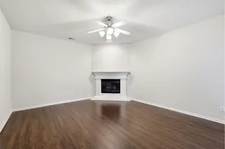 Propiedad en alquiler con 2 habitaciones y 3 baños en McKinney