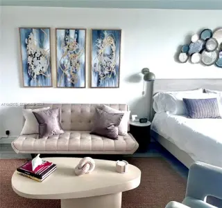 Propiedad en alquiler con 0 habitaciones y 1 baño en Miami Beach