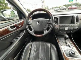 2012 Hyundai Equus Signature