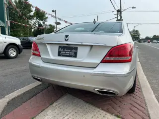 2012 Hyundai Equus Signature
