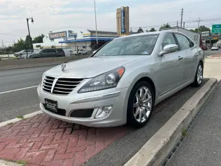 2012 Hyundai Equus Signature