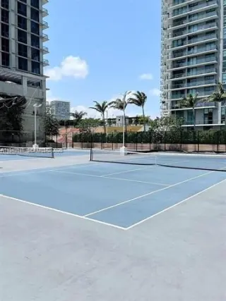 Propiedad en alquiler con 1 dormitorio y 1.5 baños en Miami