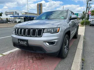 2018 Jeep Grand Cherokee Laredo E