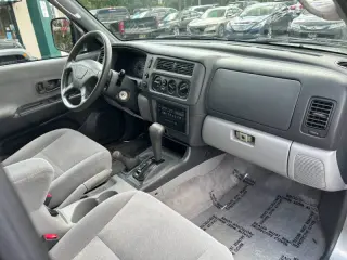 2001 Mitsubishi Montero Sport LS