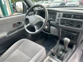 2001 Mitsubishi Montero Sport LS