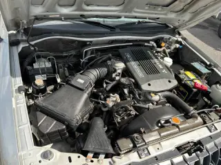 2001 Mitsubishi Montero Sport LS