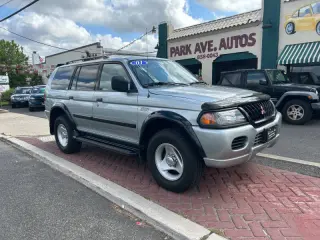 2001 Mitsubishi Montero Sport LS