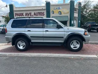 2001 Mitsubishi Montero Sport LS