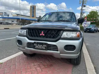 2001 Mitsubishi Montero Sport LS