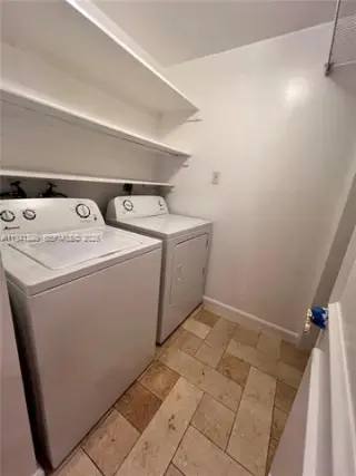 Propiedad en alquiler con 3 habitaciones y 2 baños en Pinecrest