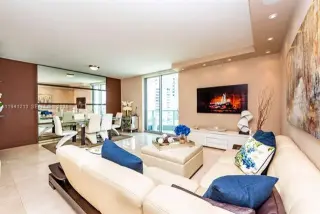Propiedad en alquiler con 2 habitaciones y 2 baños en Miami