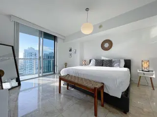 Propiedad en alquiler con 1 dormitorio y 1 baño en Miami